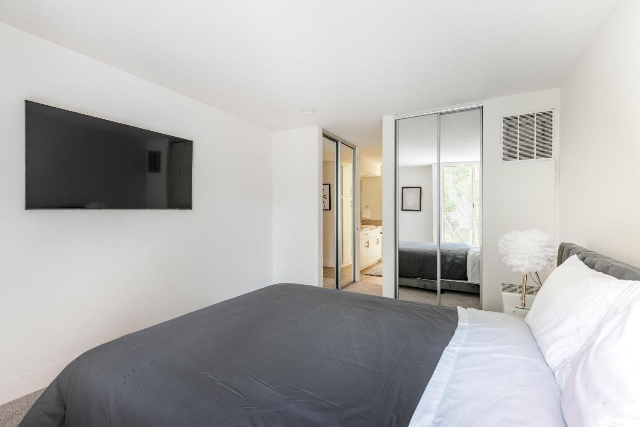 New Luxury Apartment Weho Boys Town Los Angeles Exterior photo